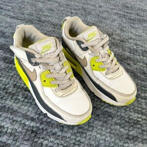 Boys Size 13 Nike Air Max Sneakers in White & Citron